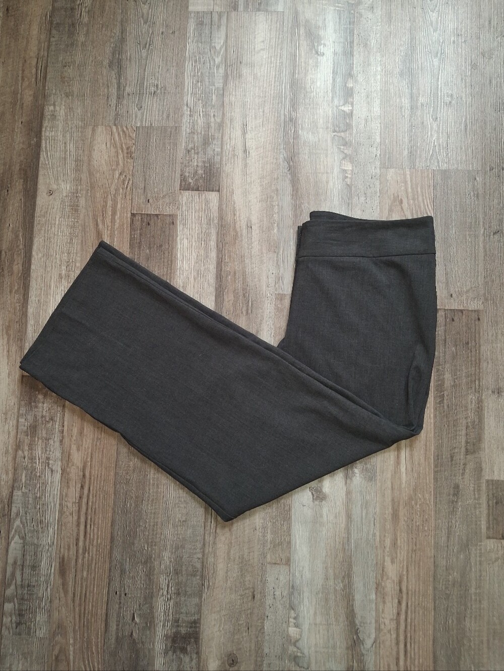 CHICO'S GRAY PANTS SZ 2.5 (14) SHORT